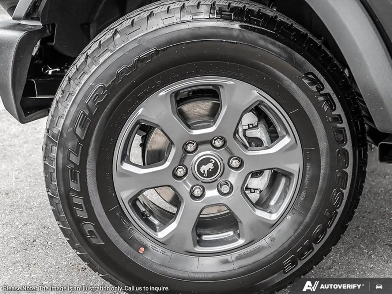 Ford Bronco photo Ford Bronco