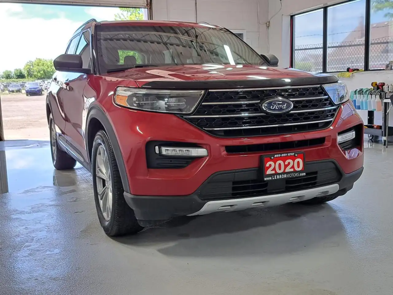 Ford Explorer photo Ford Explorer