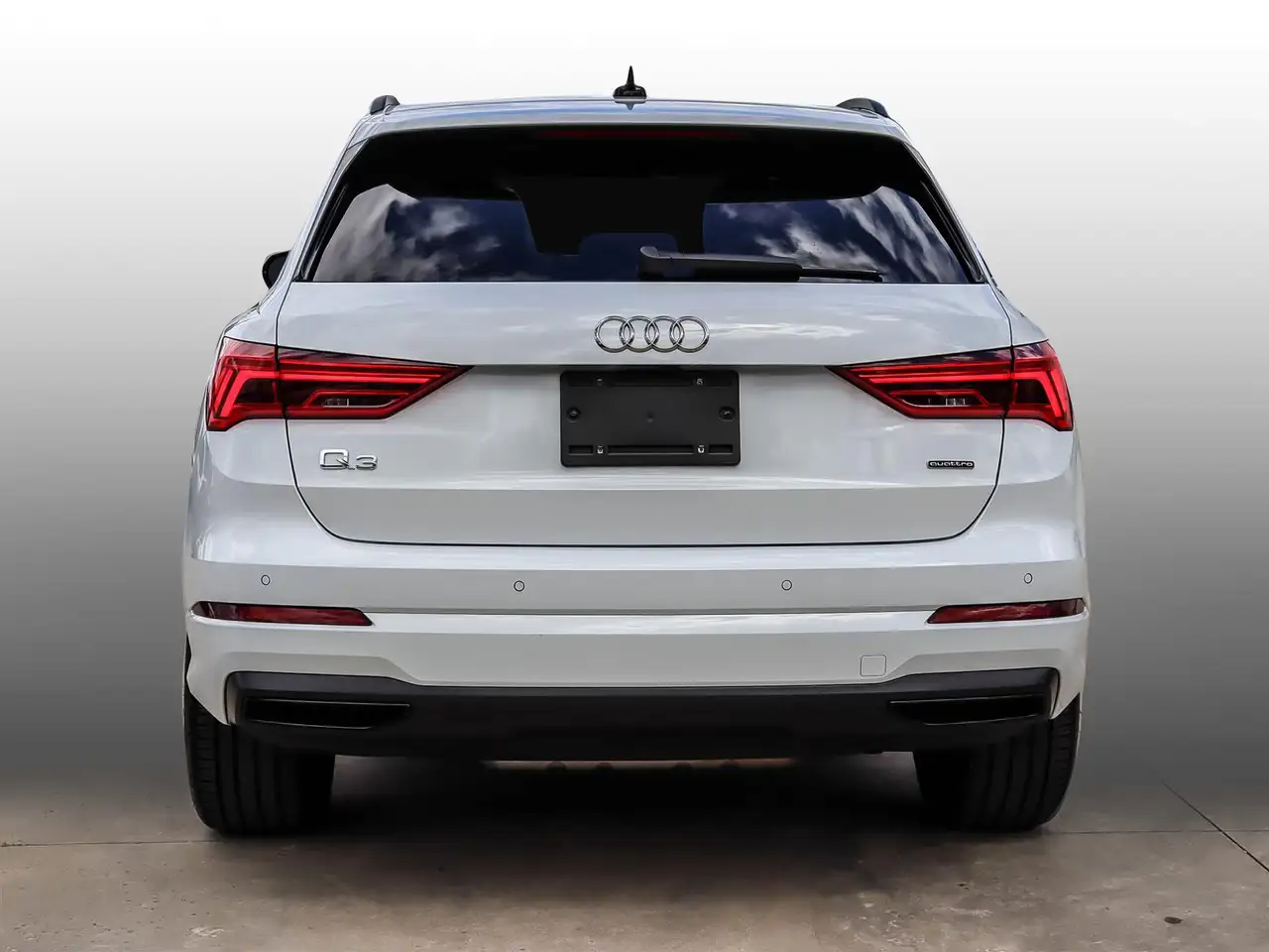 Audi Q3 photo Audi Q3