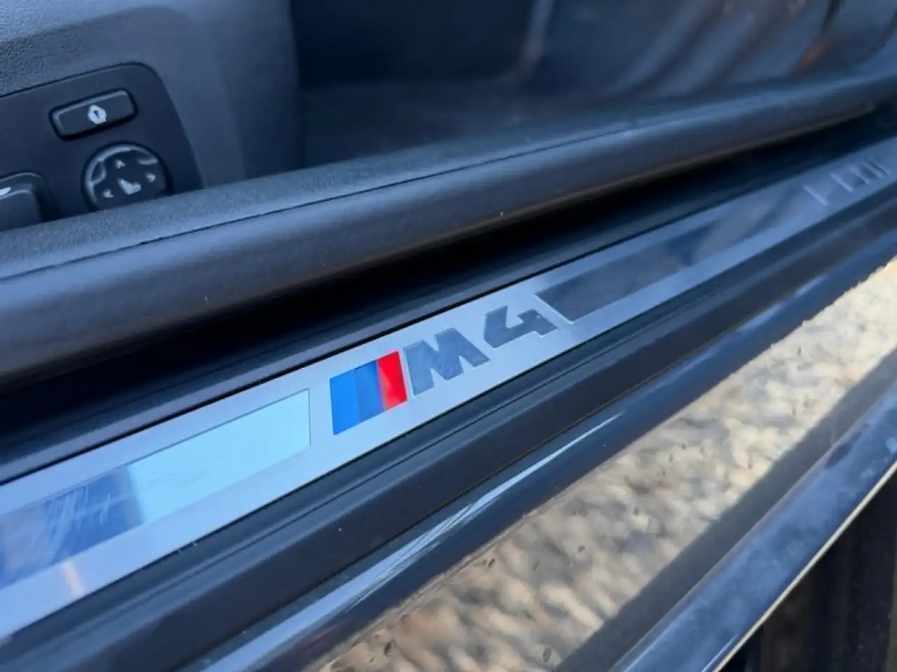 BMW M4 photo BMW M4