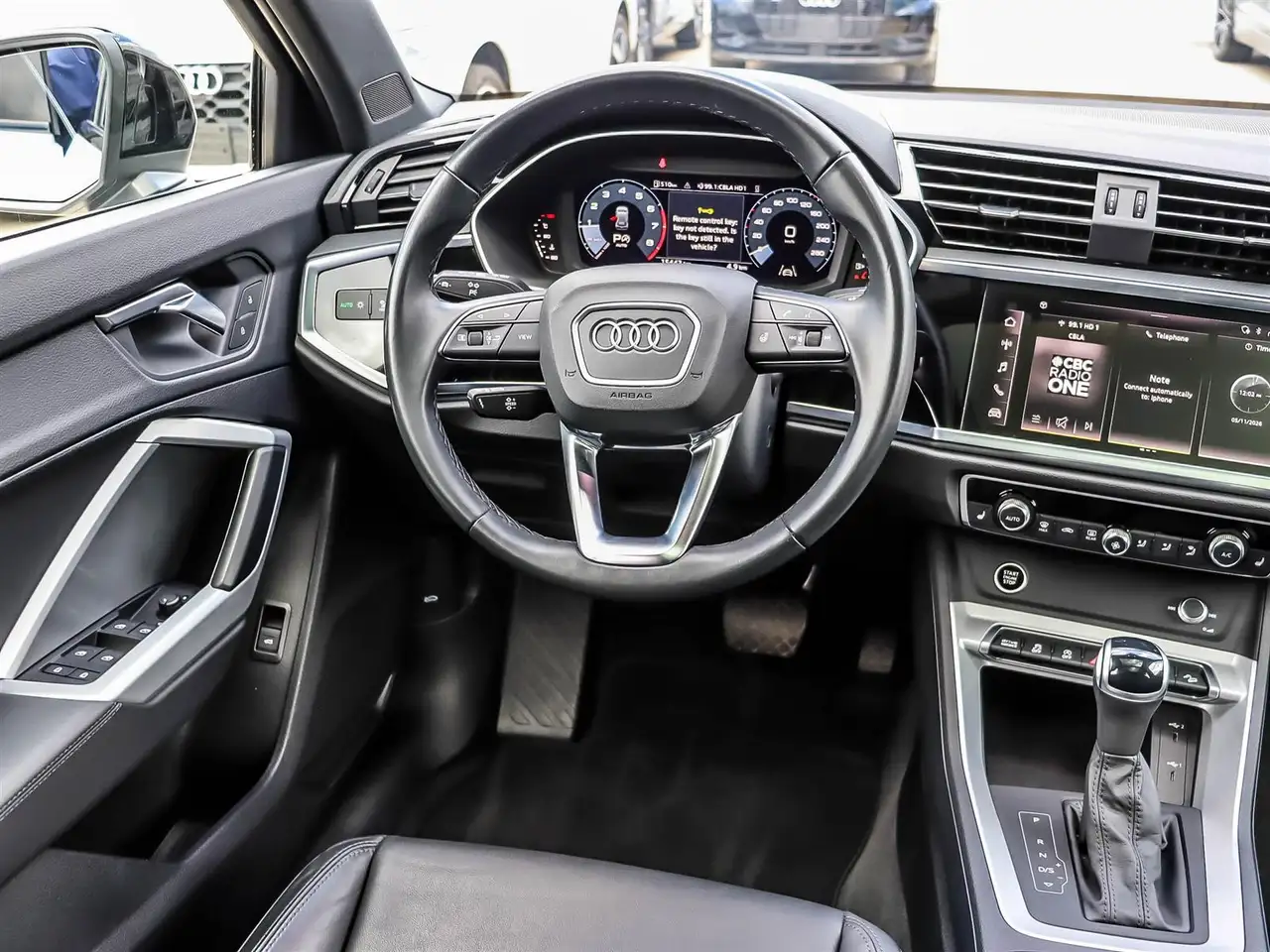 Audi Q3 photo Audi Q3