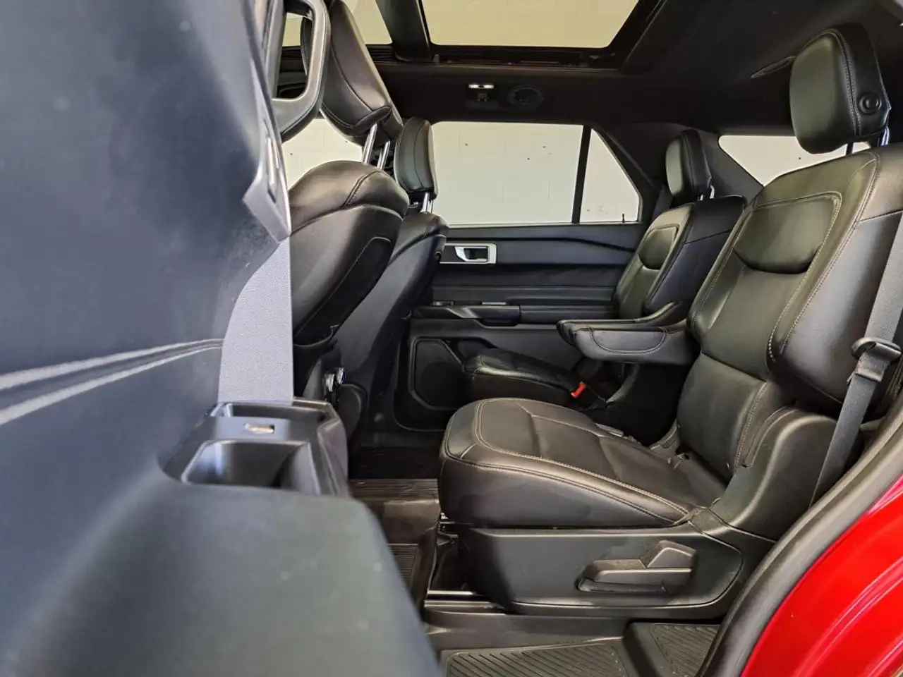 Ford Explorer photo Ford Explorer
