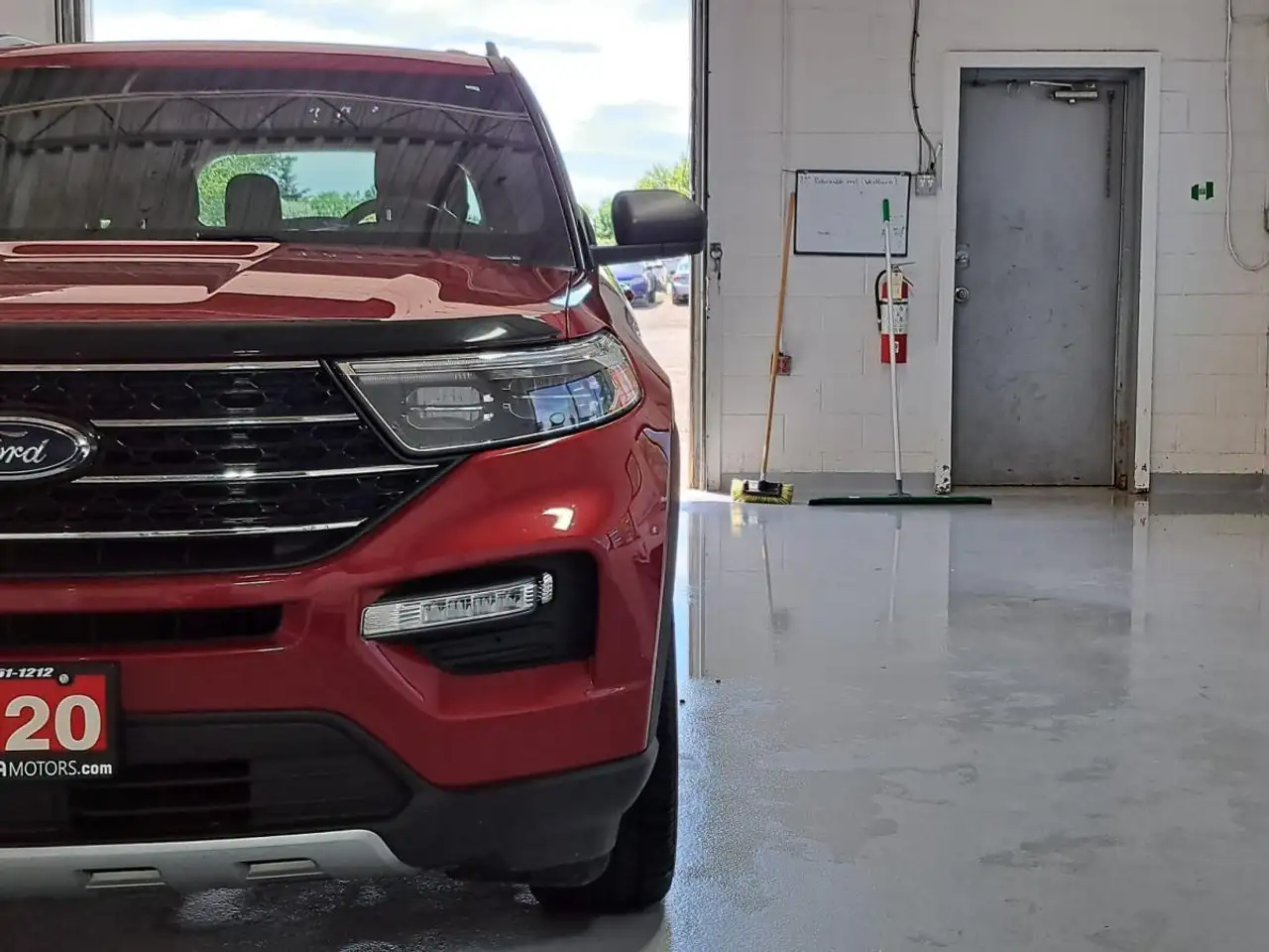 Ford Explorer photo Ford Explorer