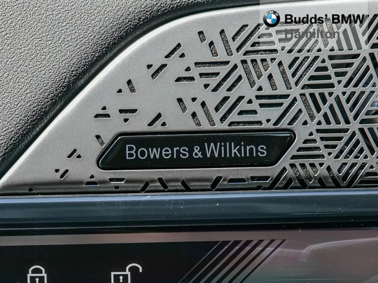 BMW 5 Series снимка BMW 5 Series