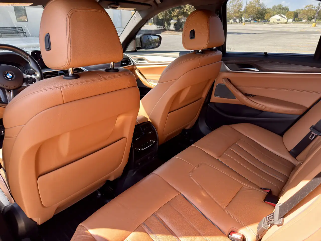 BMW 5 Series photo BMW 5 Series