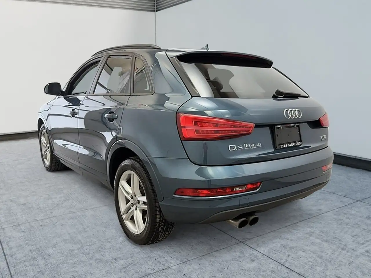 Audi Q3 снимка Audi Q3