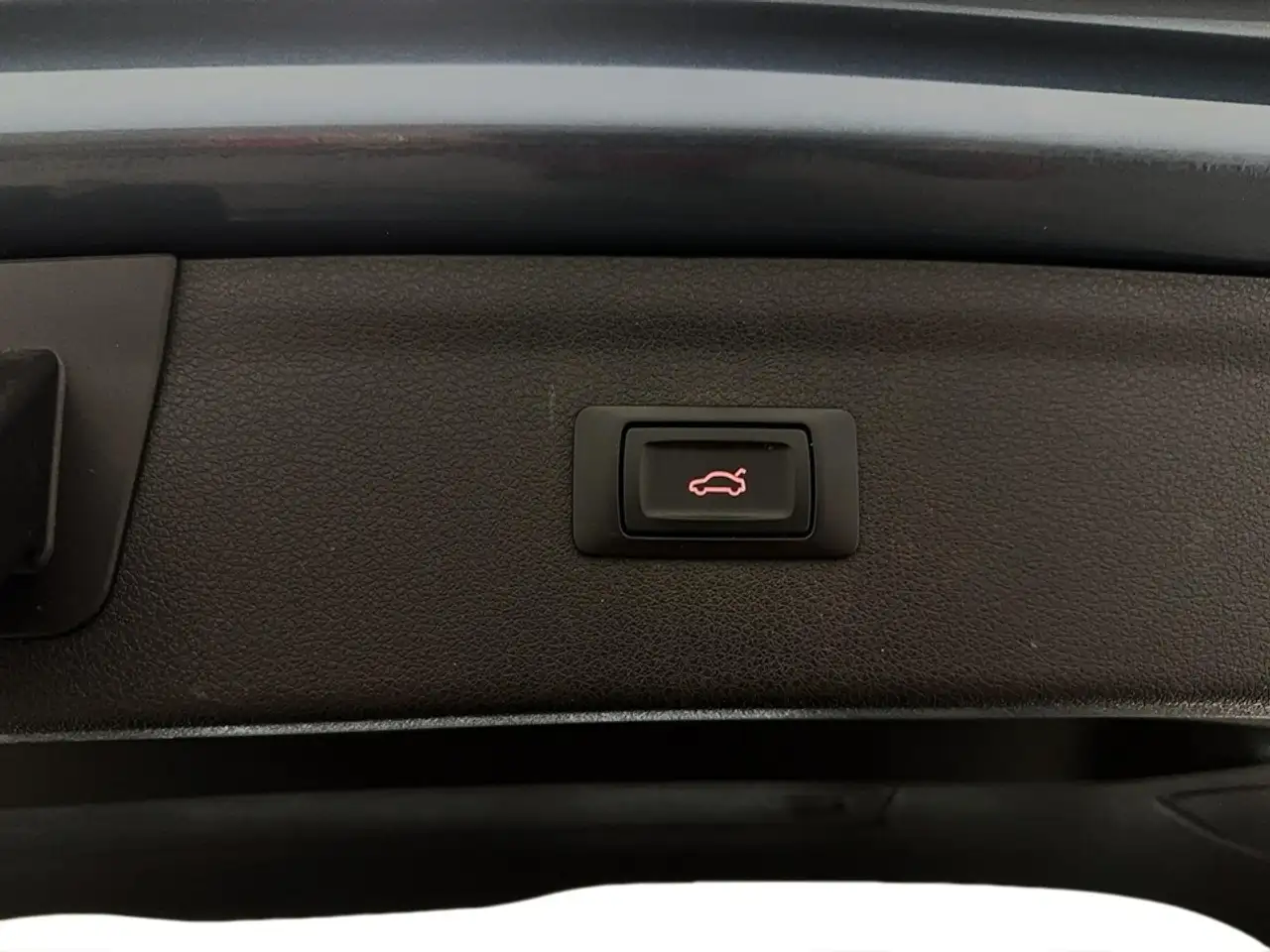 Audi Q3 снимка Audi Q3