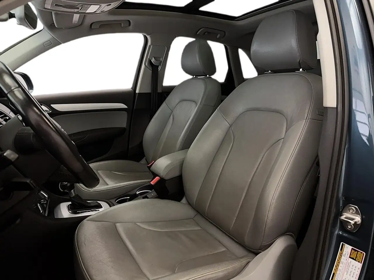 Audi Q3 снимка Audi Q3