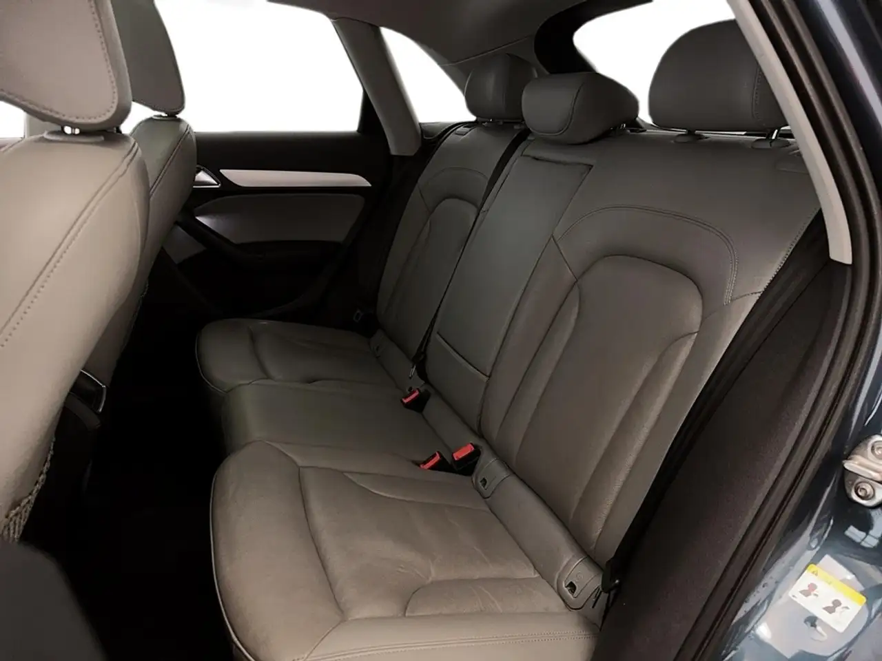 Audi Q3 снимка Audi Q3