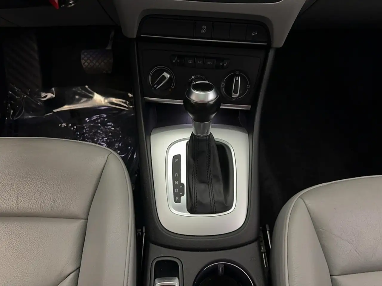 Audi Q3 снимка Audi Q3