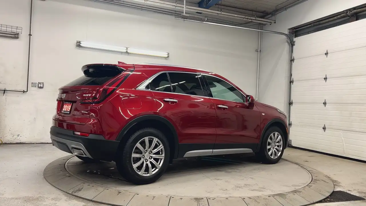 Cadillac XT4 photo Cadillac XT4