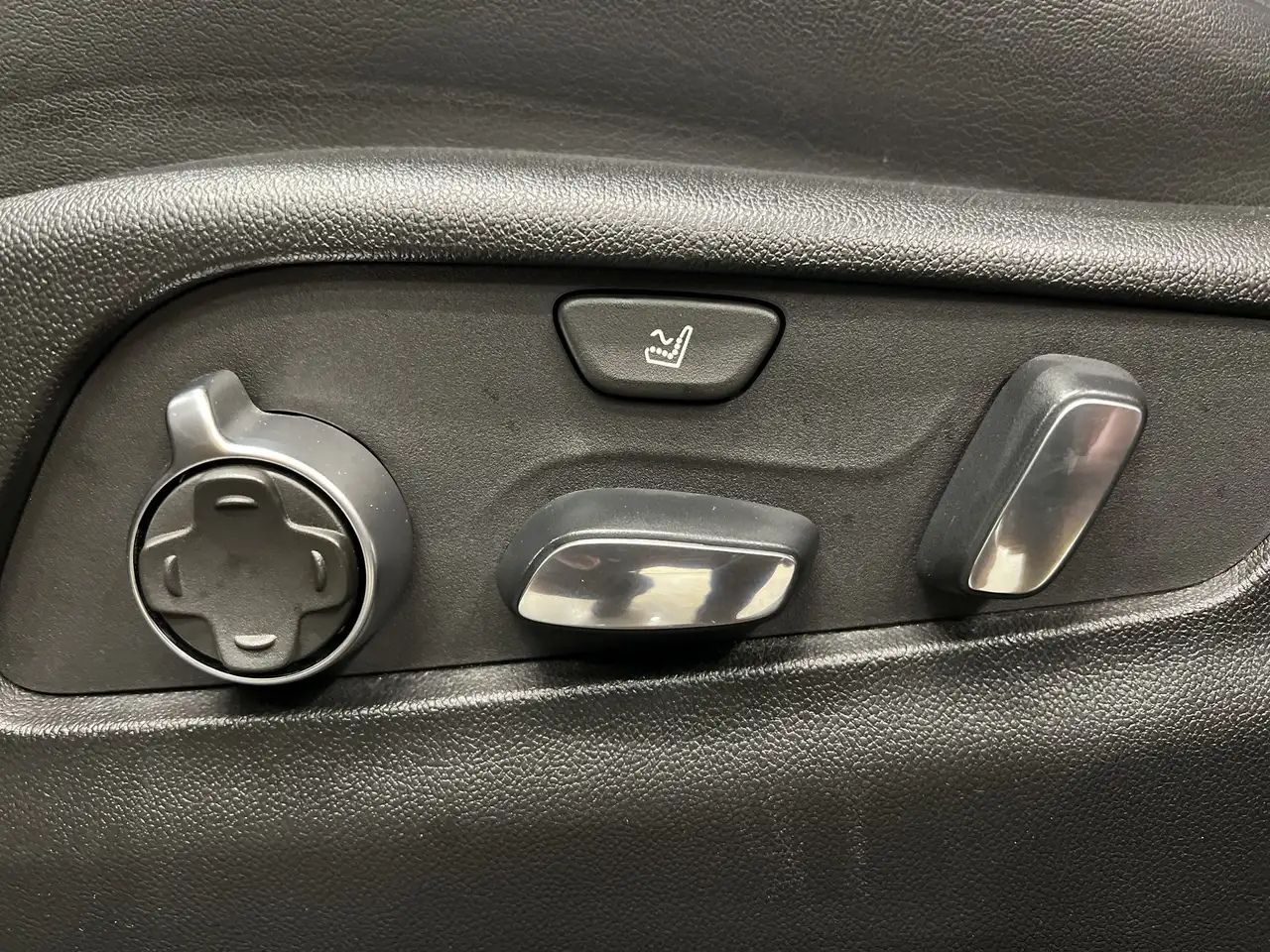 Cadillac XT4 photo Cadillac XT4