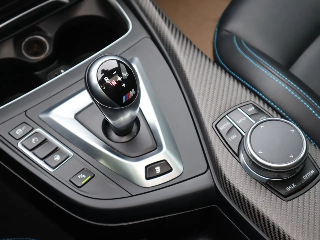 BMW M2 photo BMW M2