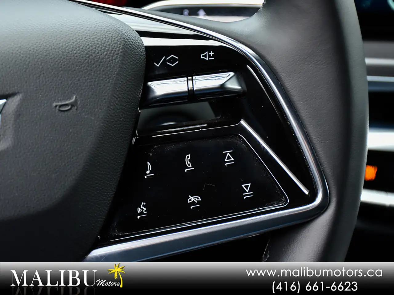 Cadillac Lyriq снимка Cadillac Lyriq
