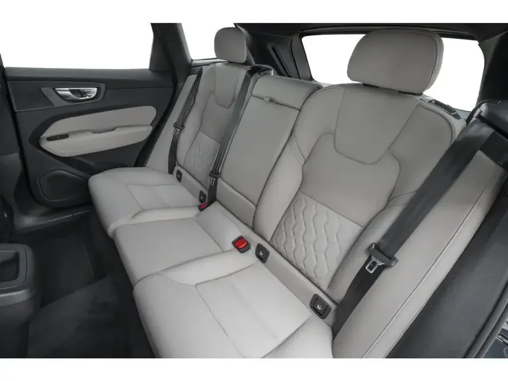 Volvo XC60 снимка Volvo XC60