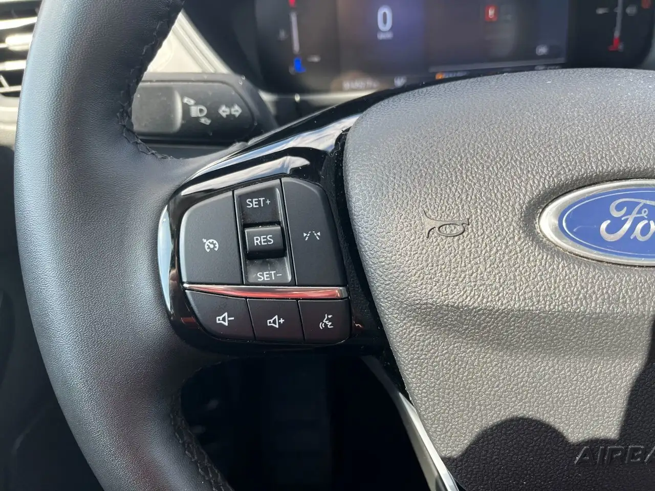 Ford Escape photo Ford Escape