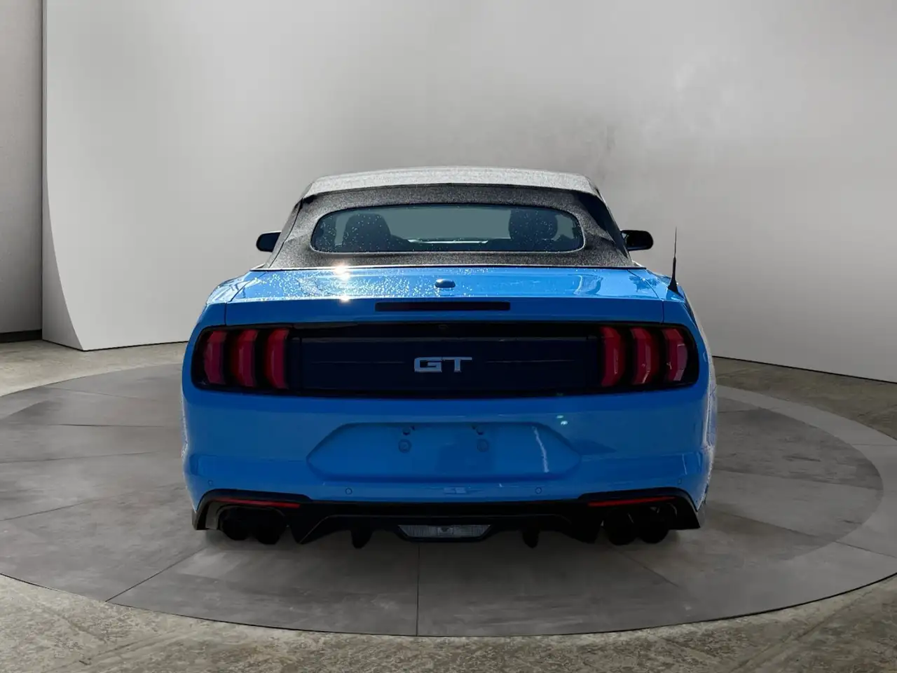 Ford Mustang снимка Ford Mustang