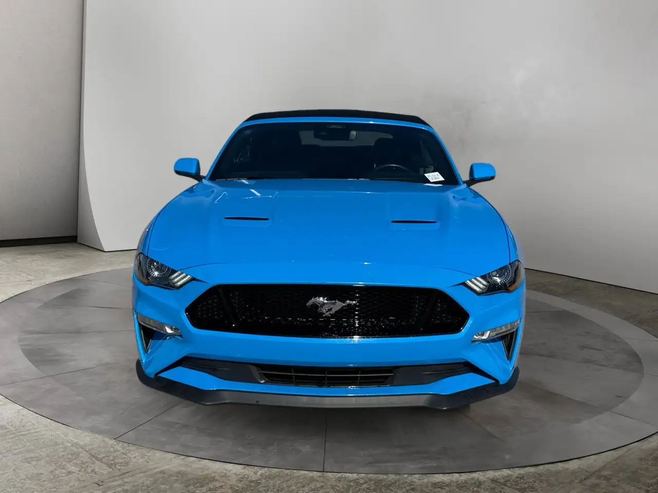 Ford Mustang снимка Ford Mustang