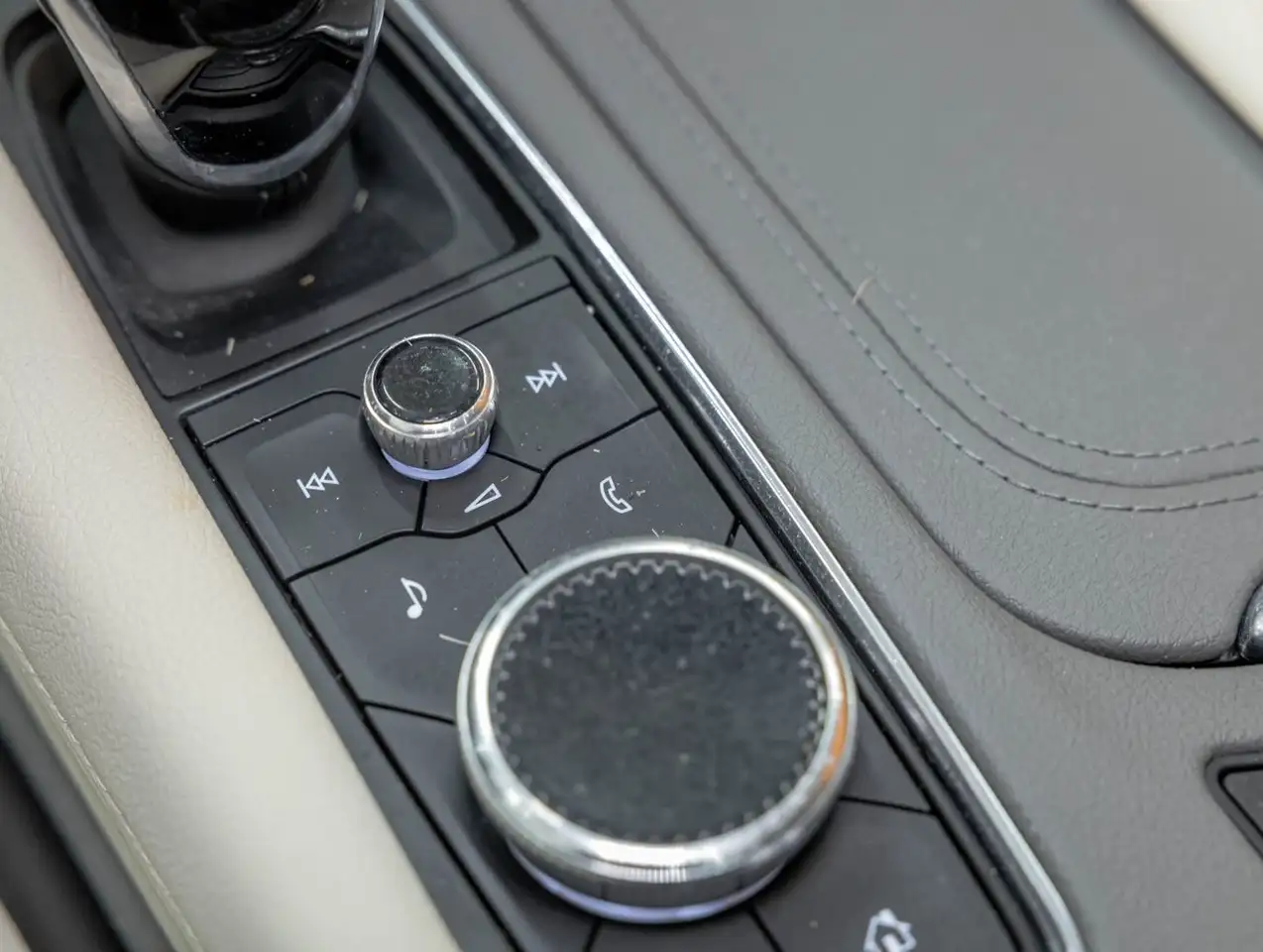 Cadillac XT5 снимка Cadillac XT5