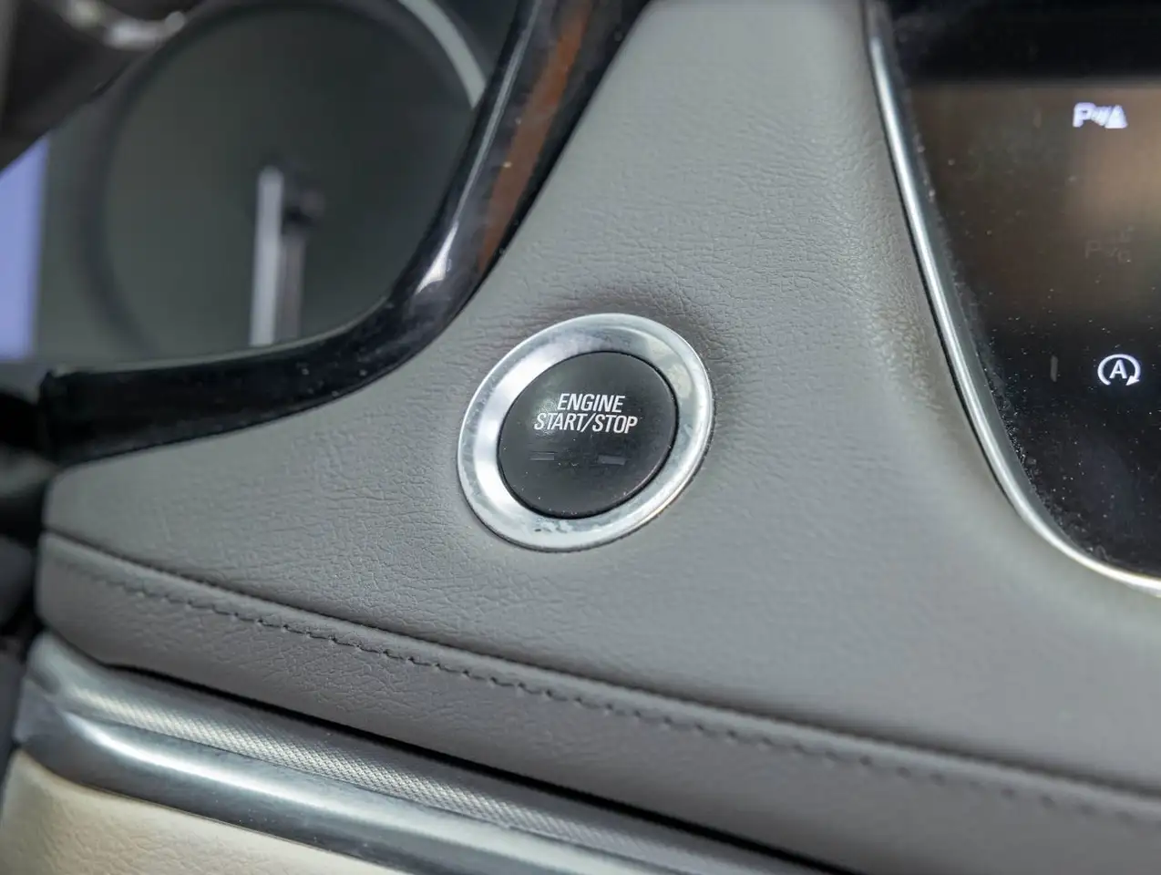 Cadillac XT5 снимка Cadillac XT5