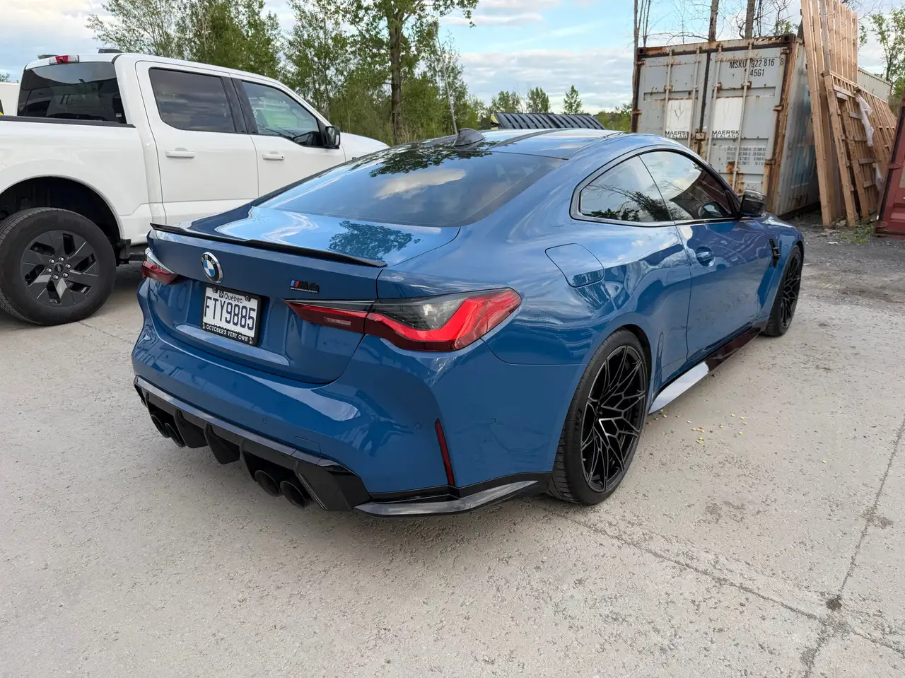 BMW M4 photo BMW M4