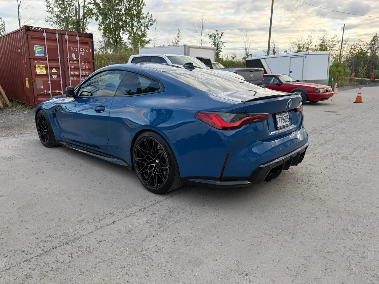 BMW M4 photo BMW M4