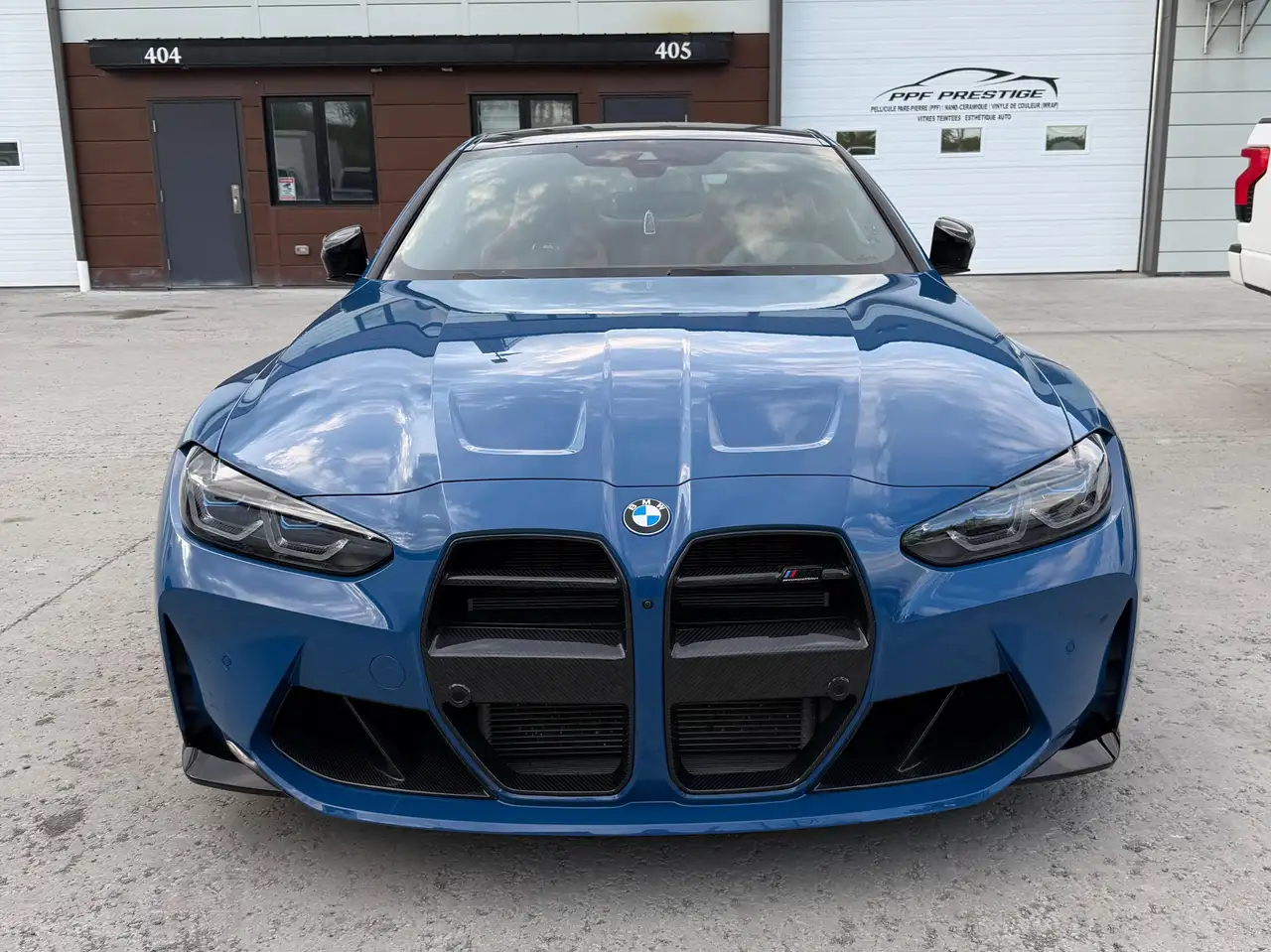 BMW M4 photo BMW M4