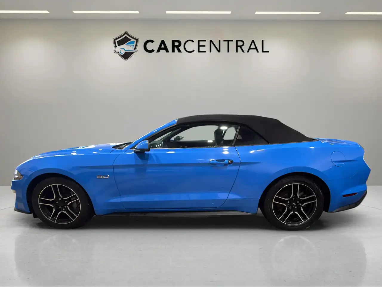 Ford Mustang снимка Ford Mustang