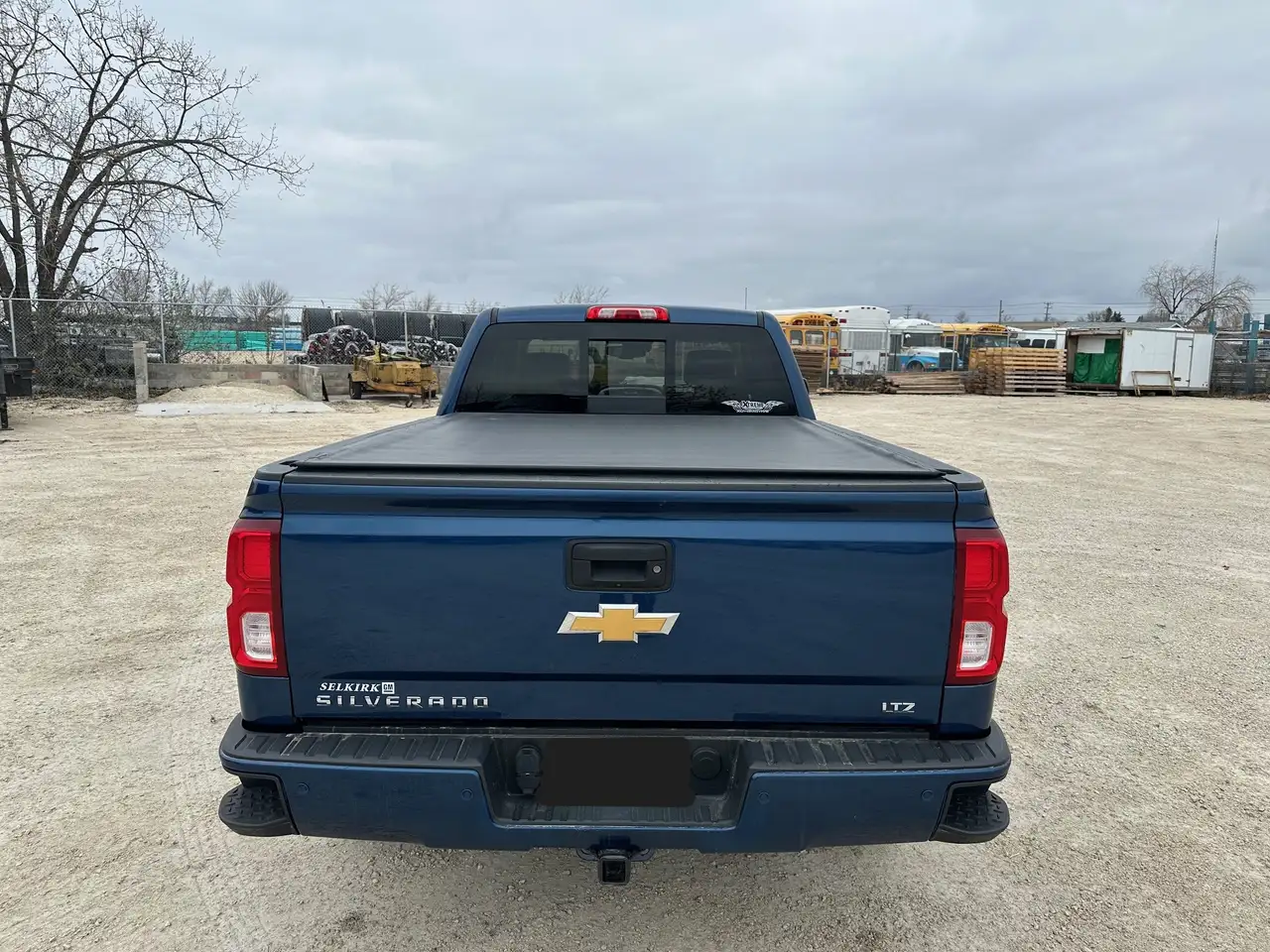 Chevrolet Silverado 1500 снимка Chevrolet Silverado 1500