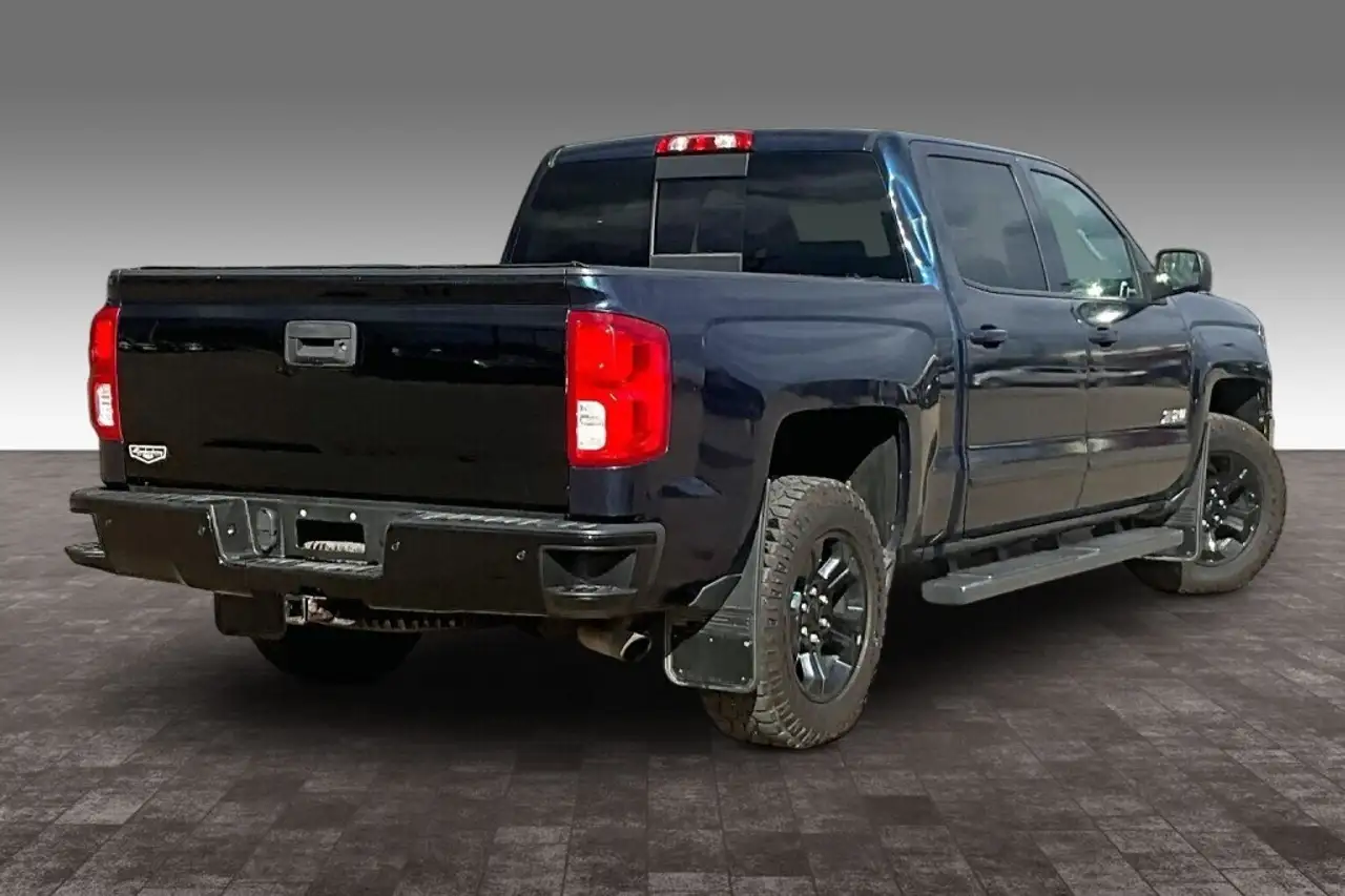 Chevrolet Silverado 1500 снимка Chevrolet Silverado 1500