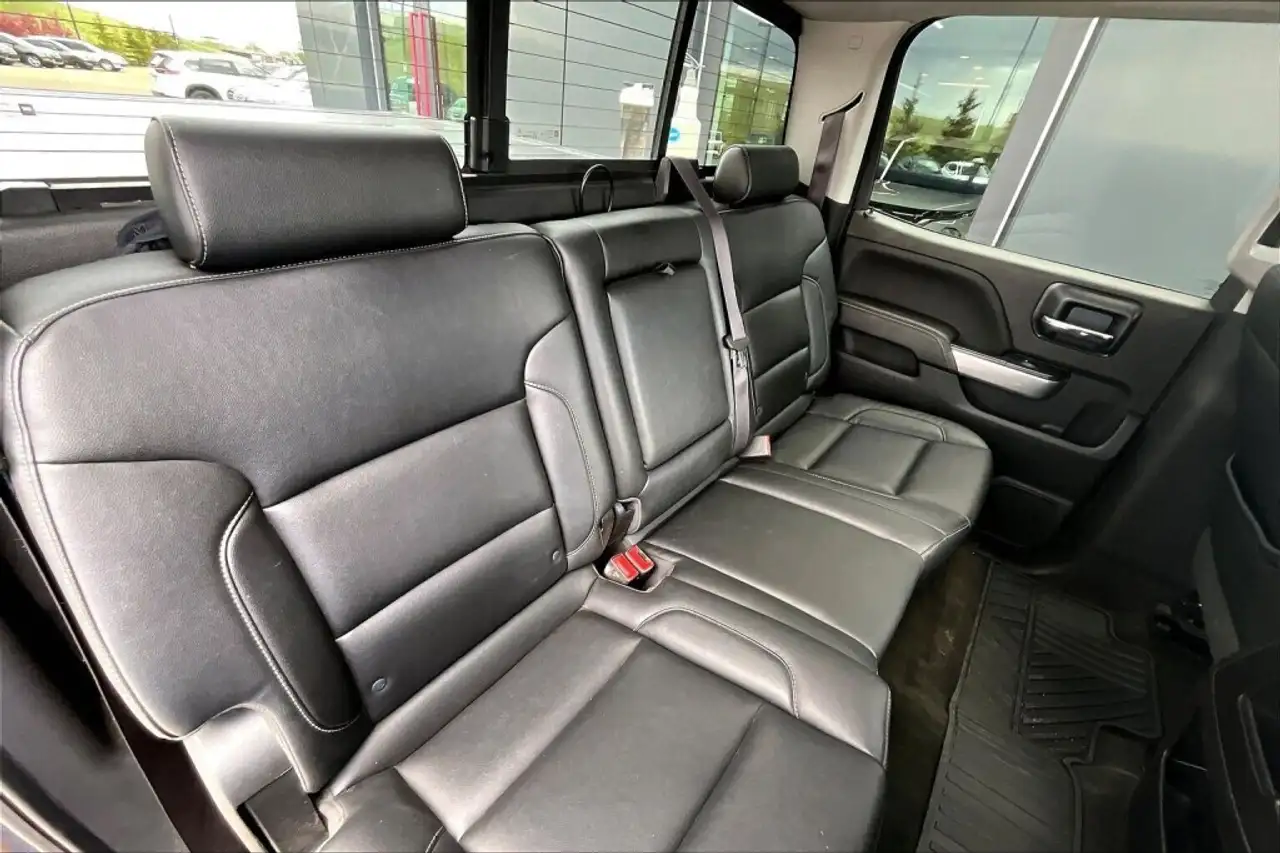 Chevrolet Silverado 1500 снимка Chevrolet Silverado 1500