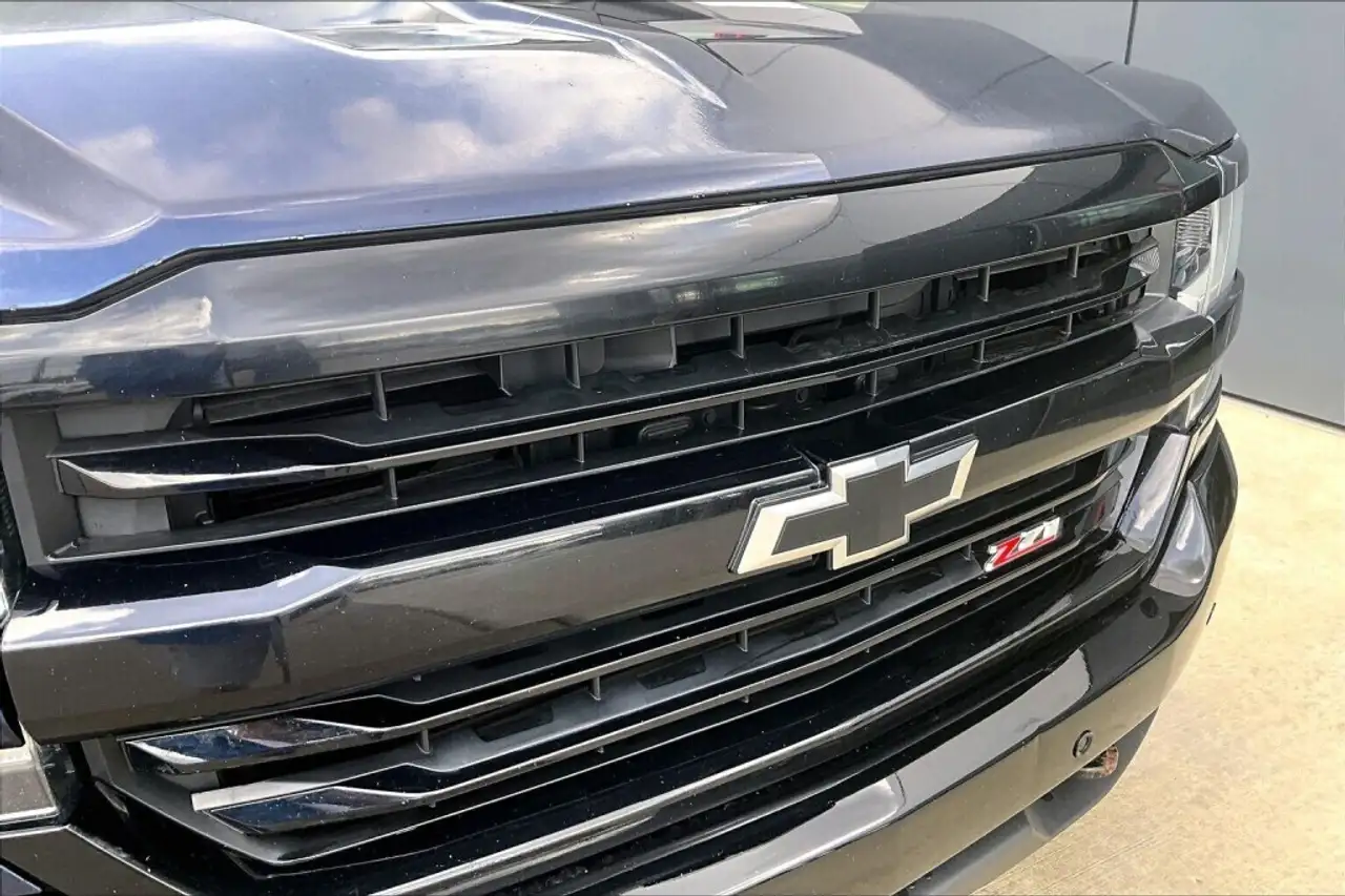 Chevrolet Silverado 1500 снимка Chevrolet Silverado 1500