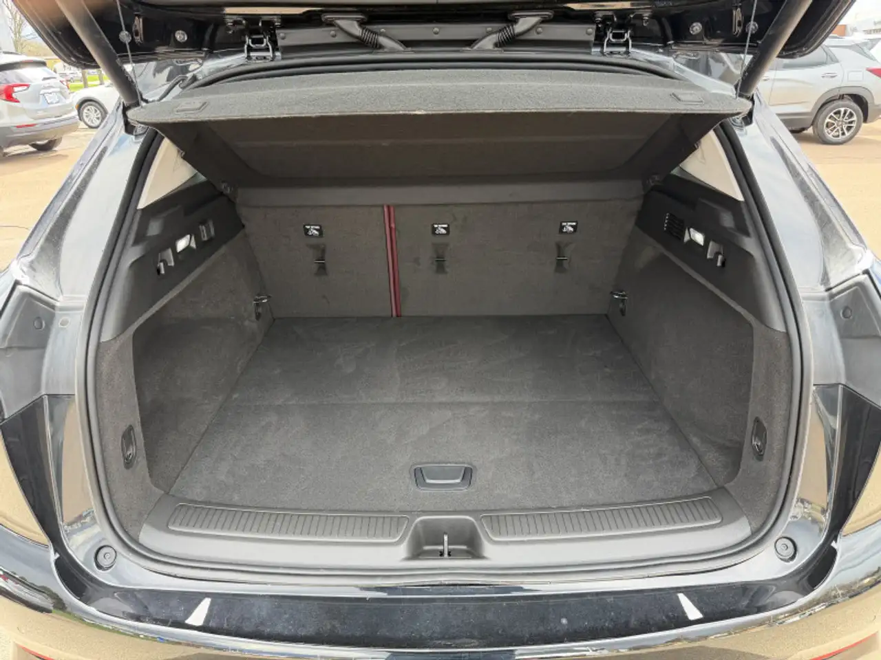 Buick Envision photo Buick Envision