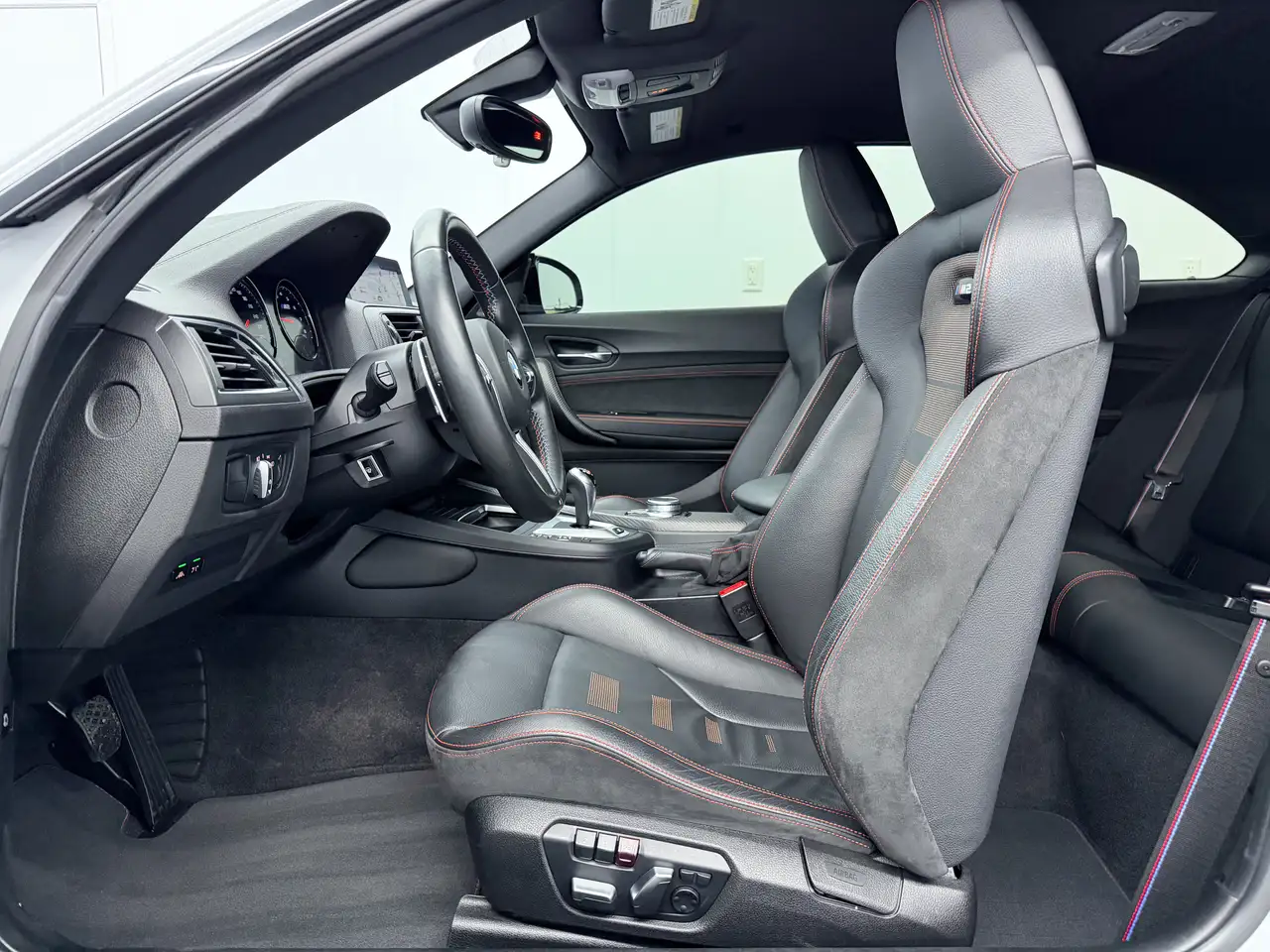 BMW M2 photo BMW M2