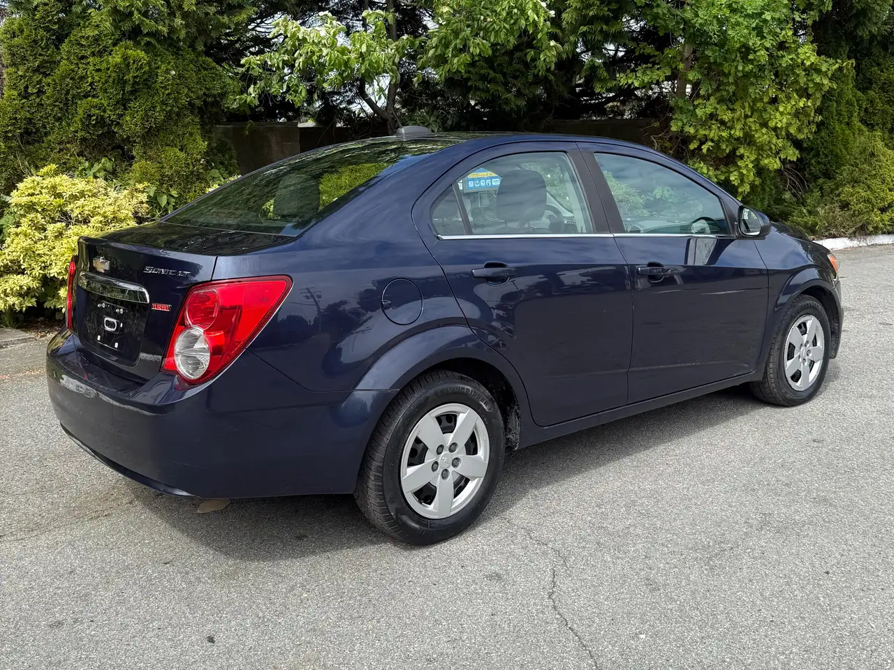 Chevrolet Sonic снимка Chevrolet Sonic