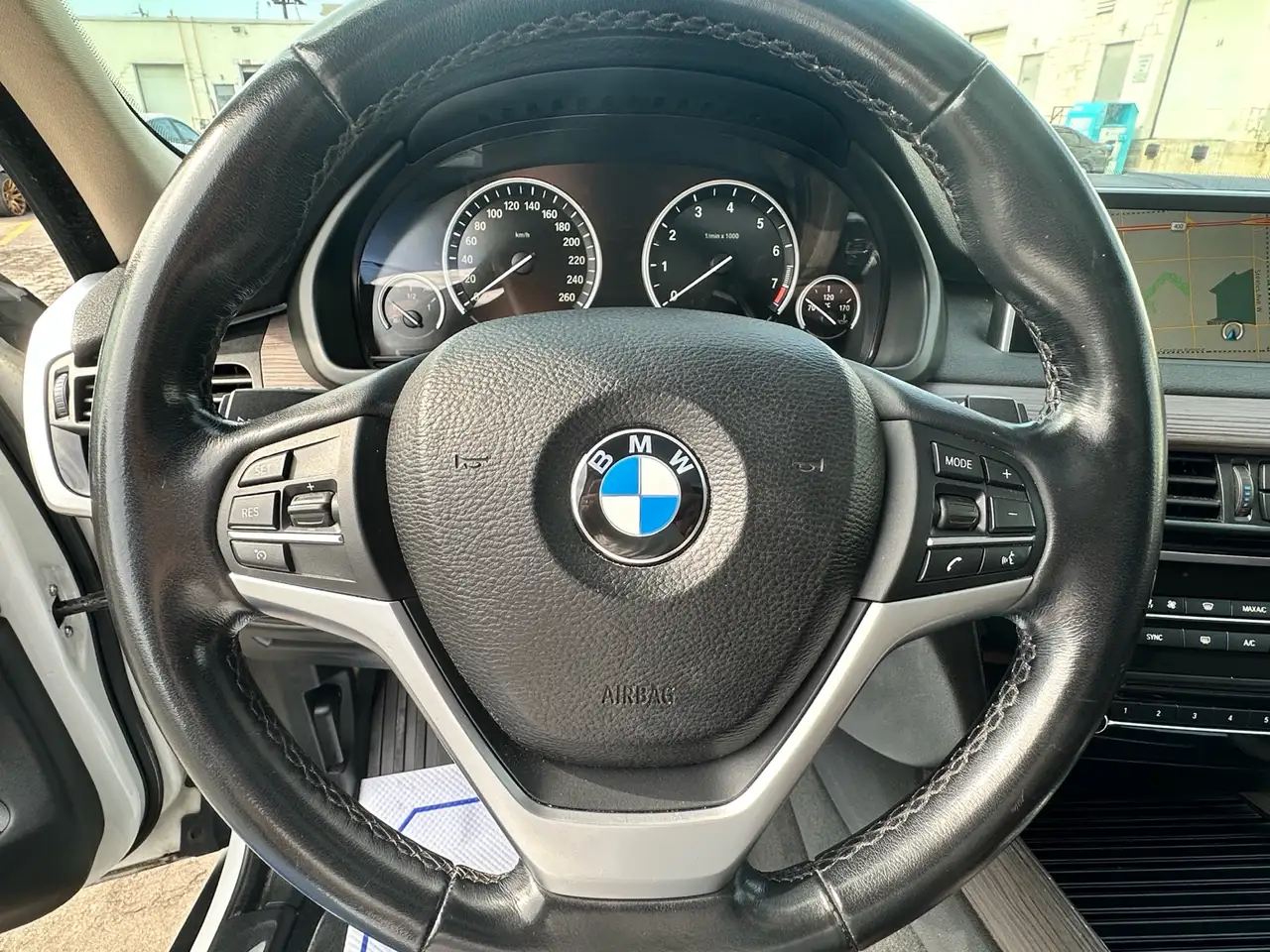 BMW X5 photo BMW X5