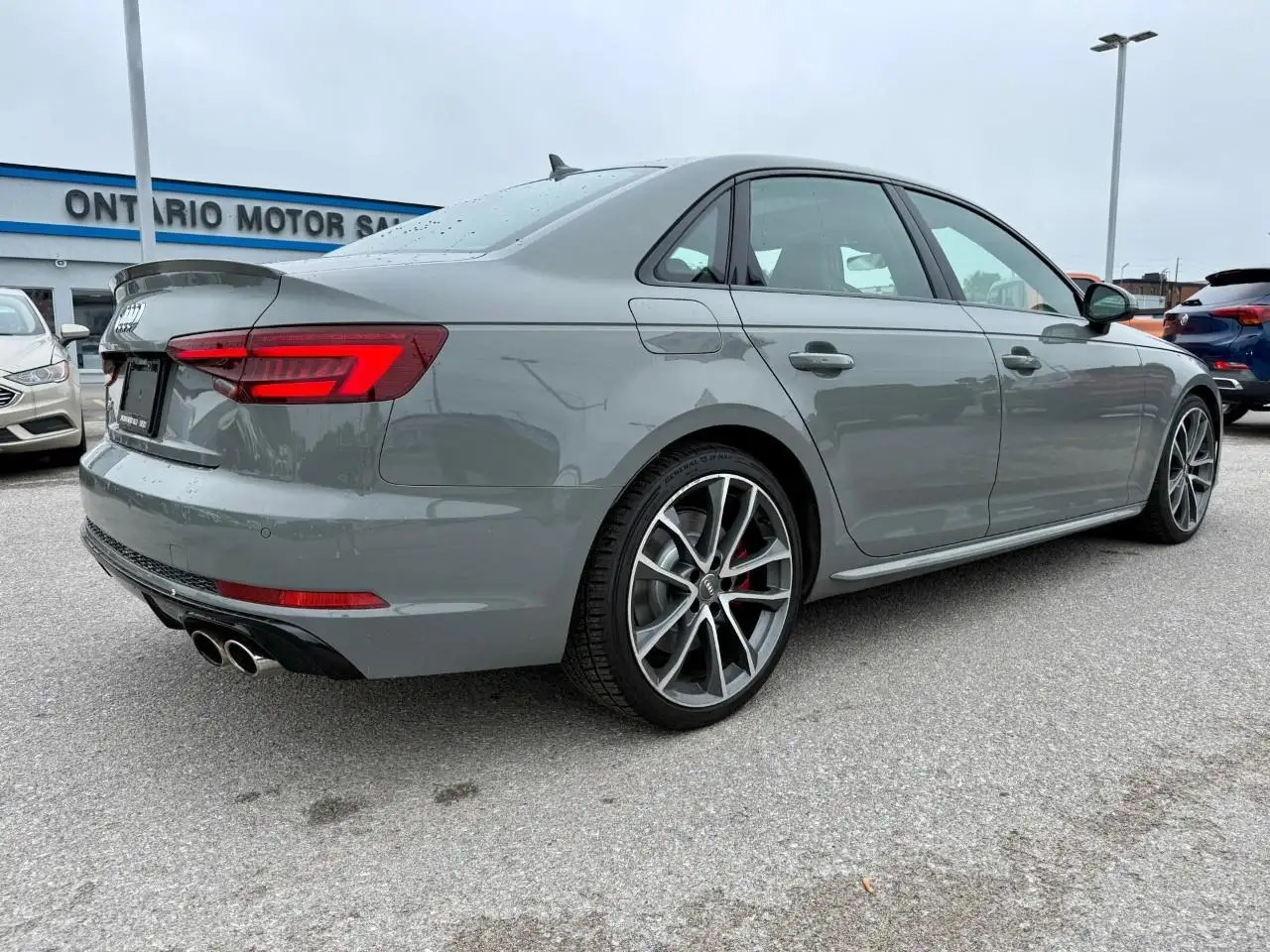 Audi S4 снимка Audi S4