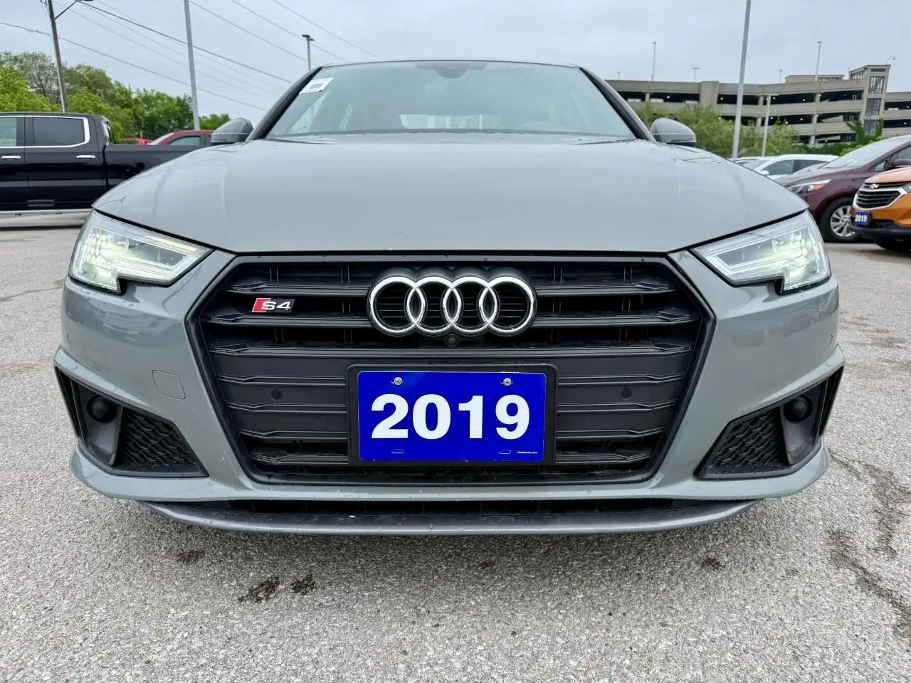 Audi S4 снимка Audi S4