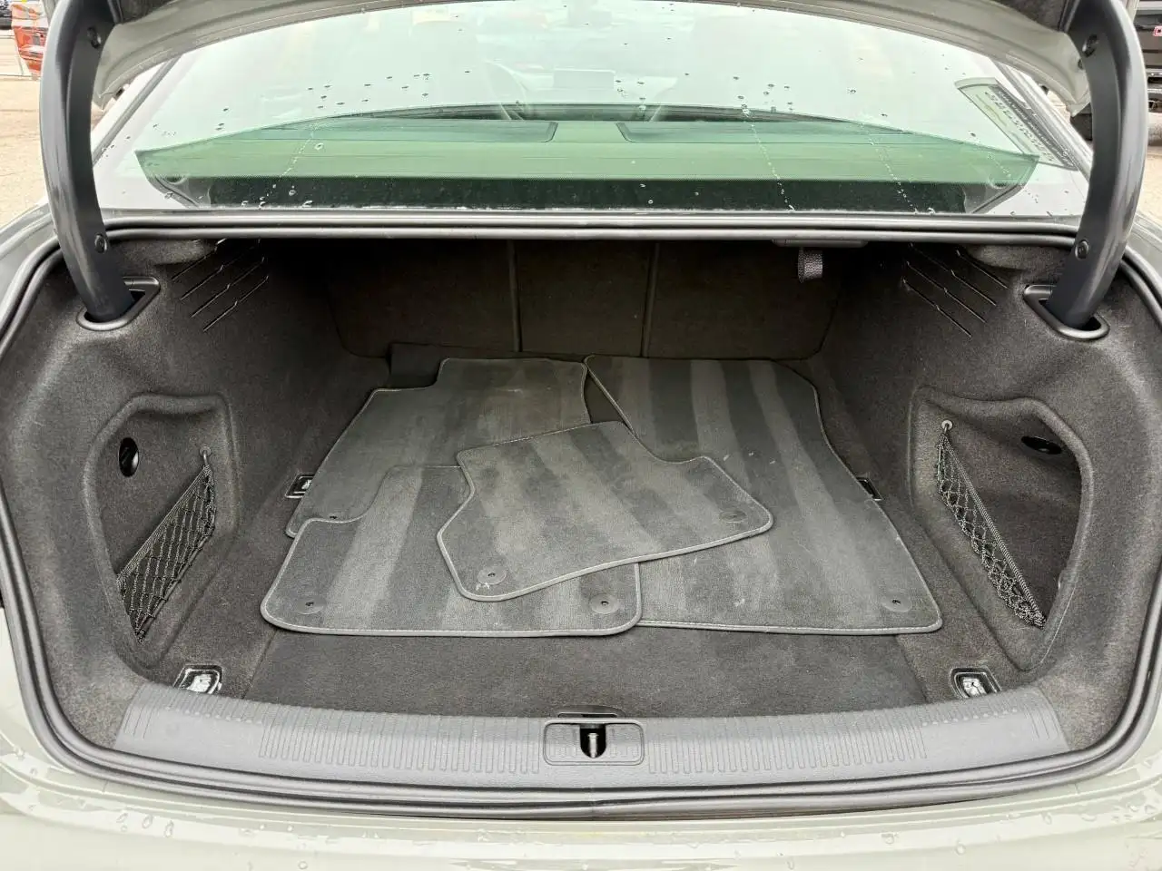 Audi S4 снимка Audi S4