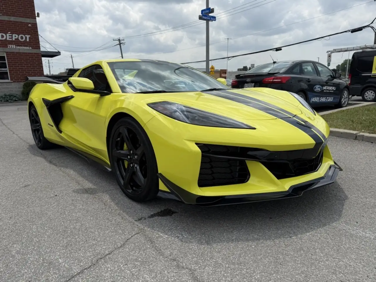 Chevrolet Corvette снимка Chevrolet Corvette