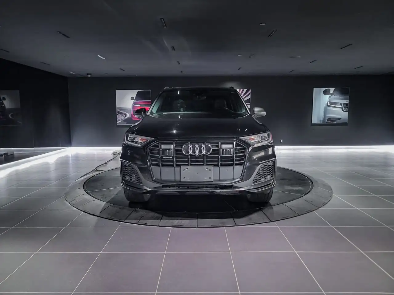 Audi Q7 снимка Audi Q7