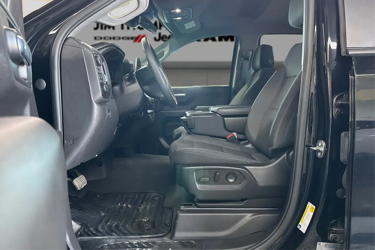 Chevrolet Silverado 1500 снимка Chevrolet Silverado 1500