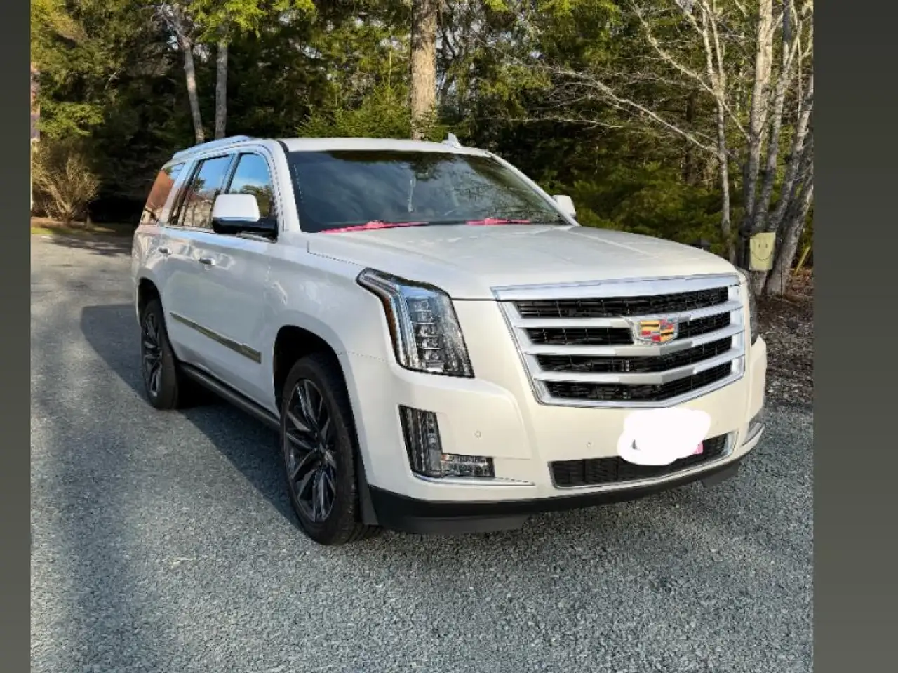 Cadillac Escalade снимка Cadillac Escalade
