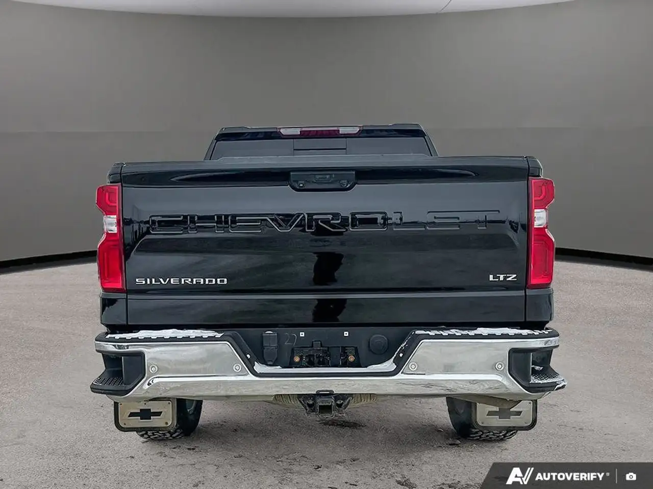 Chevrolet Silverado 1500 снимка Chevrolet Silverado 1500