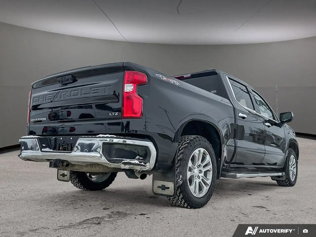 Chevrolet Silverado 1500 снимка Chevrolet Silverado 1500