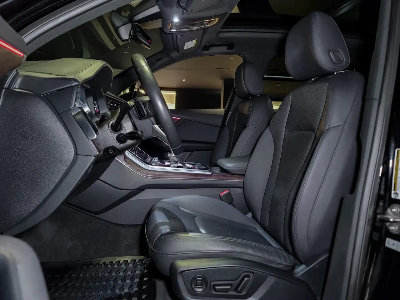 Audi Q7 снимка Audi Q7