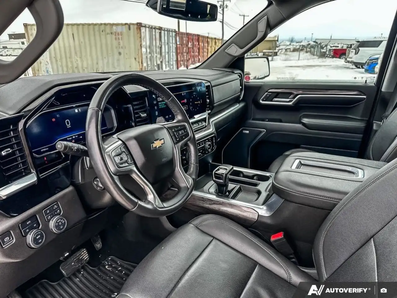 Chevrolet Silverado 1500 снимка Chevrolet Silverado 1500