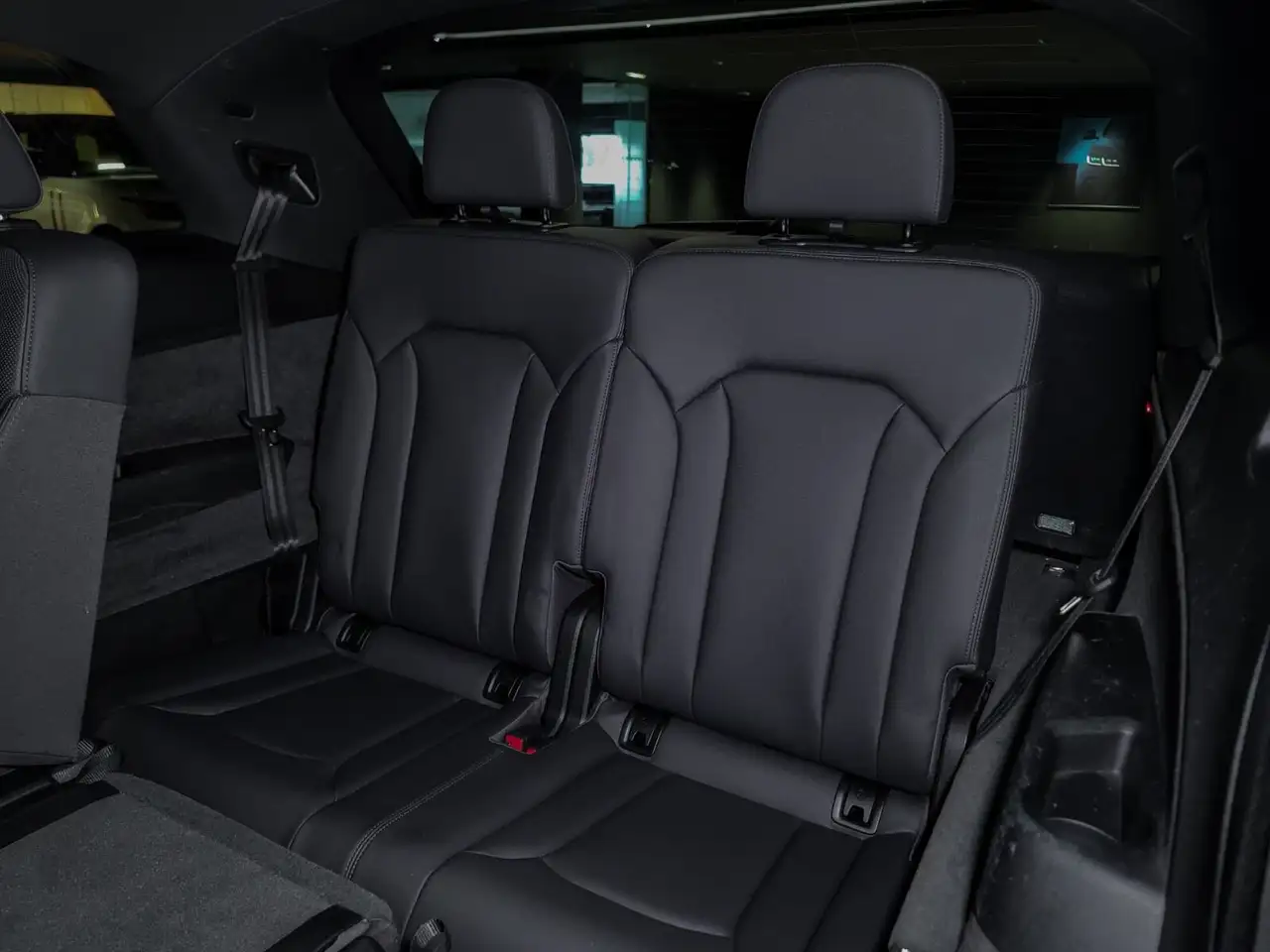 Audi Q7 снимка Audi Q7