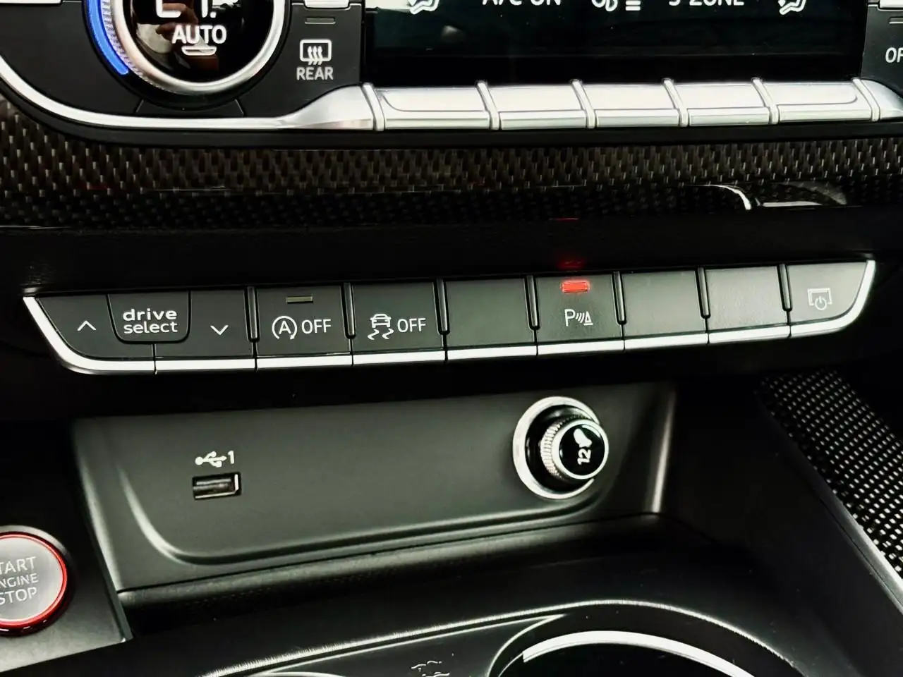 Audi S4 снимка Audi S4