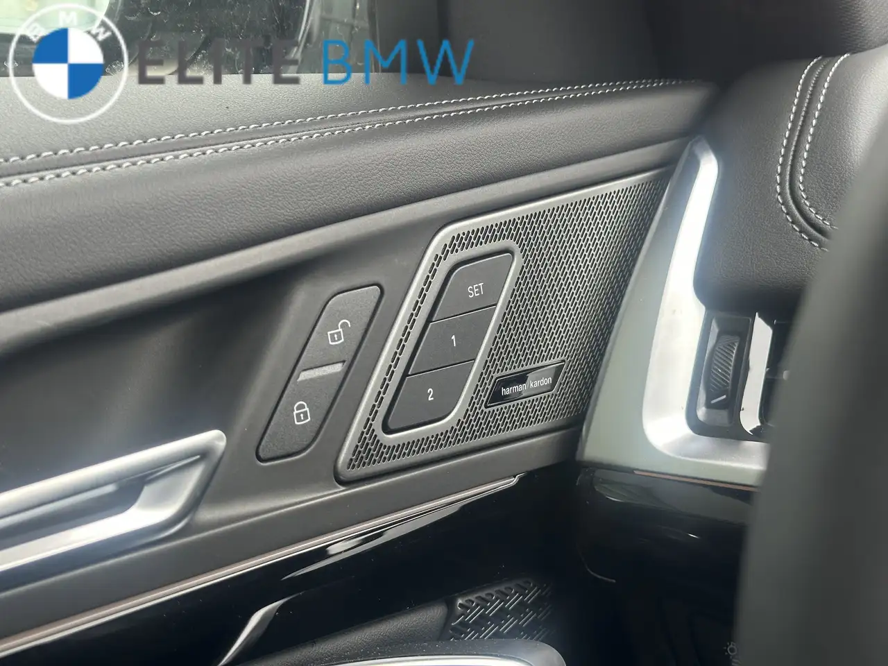 BMW X1 снимка BMW X1